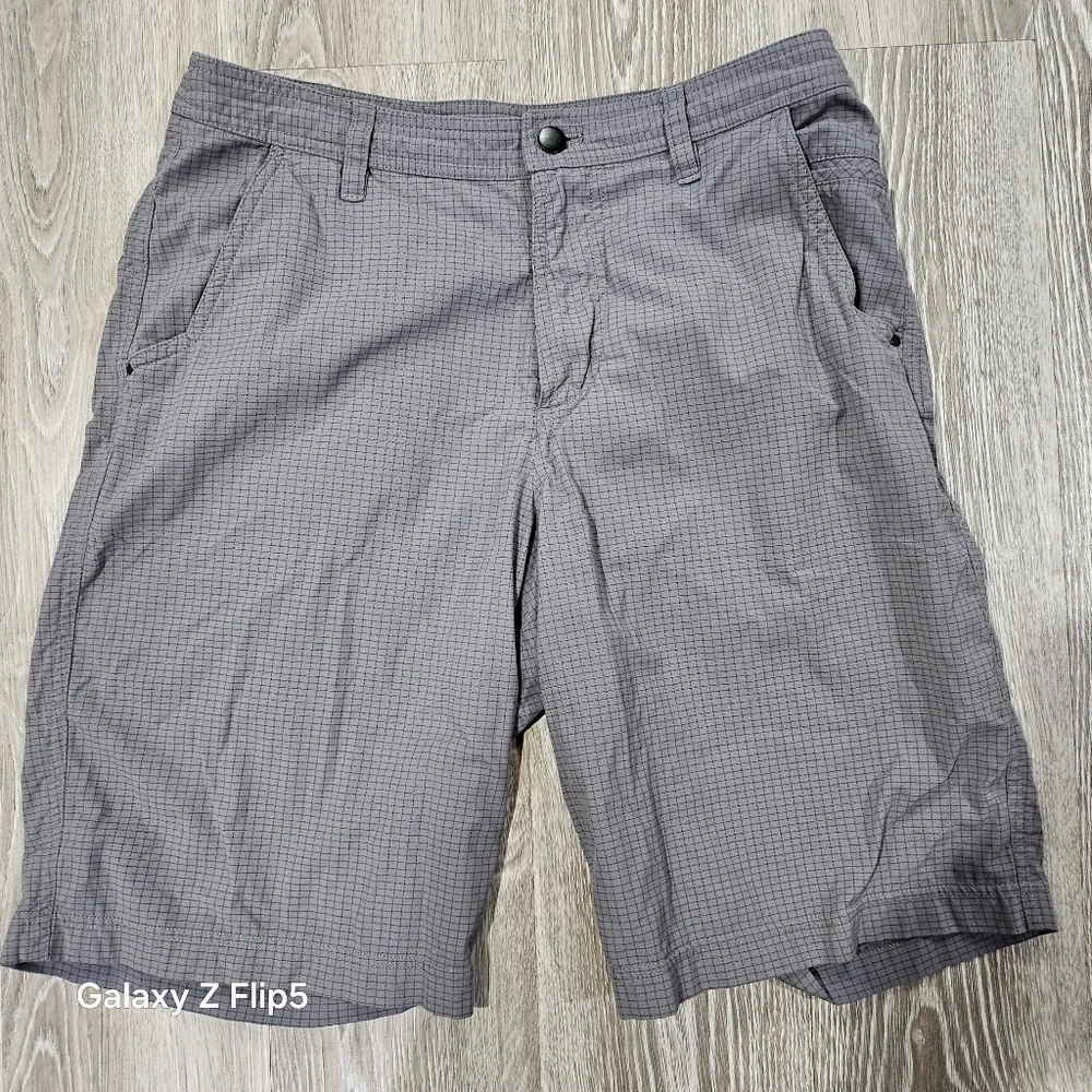 Lululemon Mens Kahuna Golf Shorts Size 32 Gray Check Chino Nylon - Picture 1 of 8